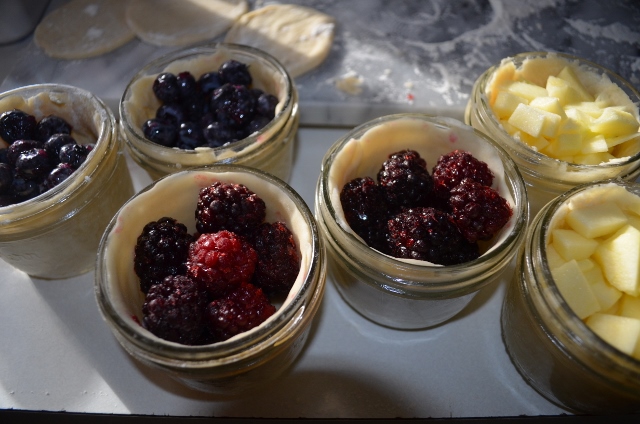 fruit in jars (640x424)